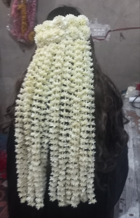Hair gajra Joora