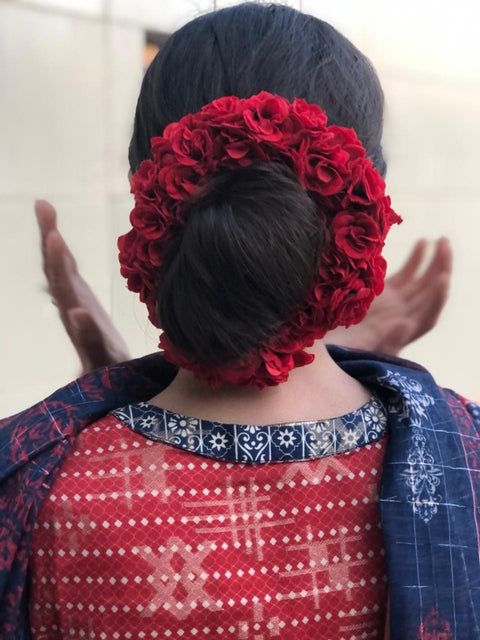 Royal Velvet Hair Gajra – Elegant Floral Charm for Every Occasion