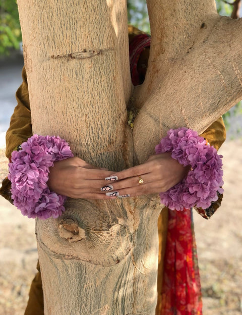 Artificial Flowers Hand Gajra Made with polyester fabric (2pcs)