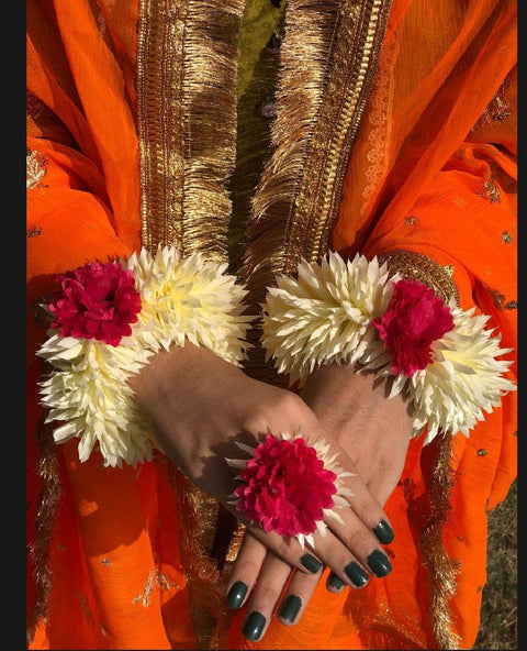 Bridal Artificial Flower Gajra Jewellery Set /Kangan / Bangles in different colour and used Multi fuction #-BJS01