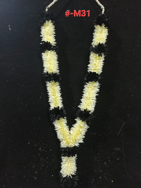 Royal Floral Mala – (1 pc) Black flowers & off white Plastic Fusion Finishing #-M31