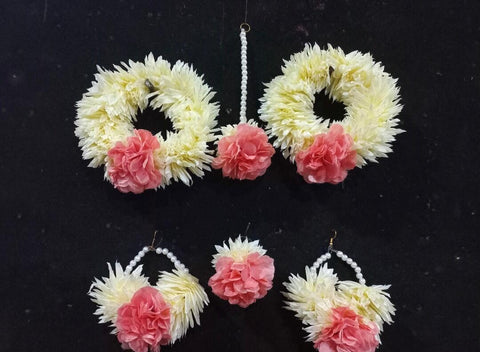 Bridal Artificial Flower Gajra Jewellery Set /Kangan / Bangles in different colour and used Multi fuction #-BJS01