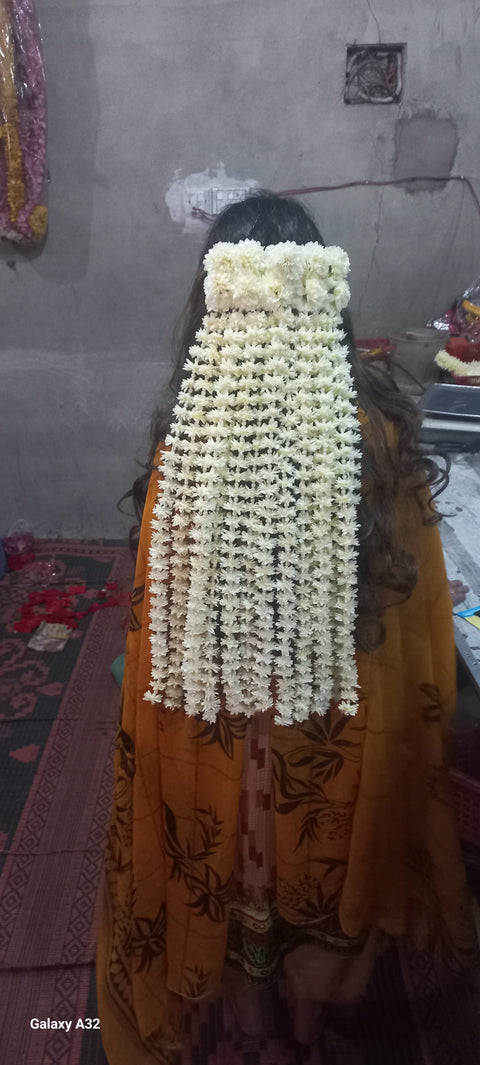 Hair gajra Joora