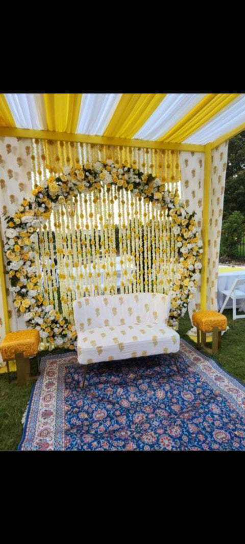 Artificial Flower Backdrop – Elegant Décor for Events
